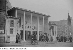Blick auf das Leipziger Messeamt