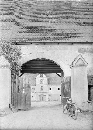 Torhaus mit Durchfahrt : Mertitz. Gutshof, Torhaus mit Durchfahrt (Bezeichnung 1814)