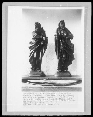 Christus und sieben Apostel — Statue