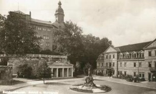Sondershausen, Marktplatz mit Wache und Schloss