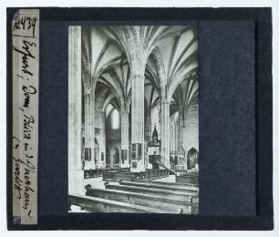 Erfurt, Dom : Innenansicht, Blick von S-Seitenschiff in Vierung und Querhaus