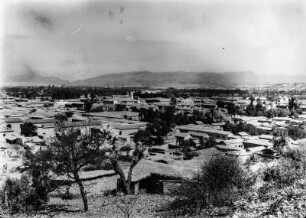 Stadtbild : Blick über die Stadt Tarija