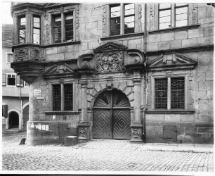 Gernsbach Rathaus Ansicht von Nordosten Eingangsportal