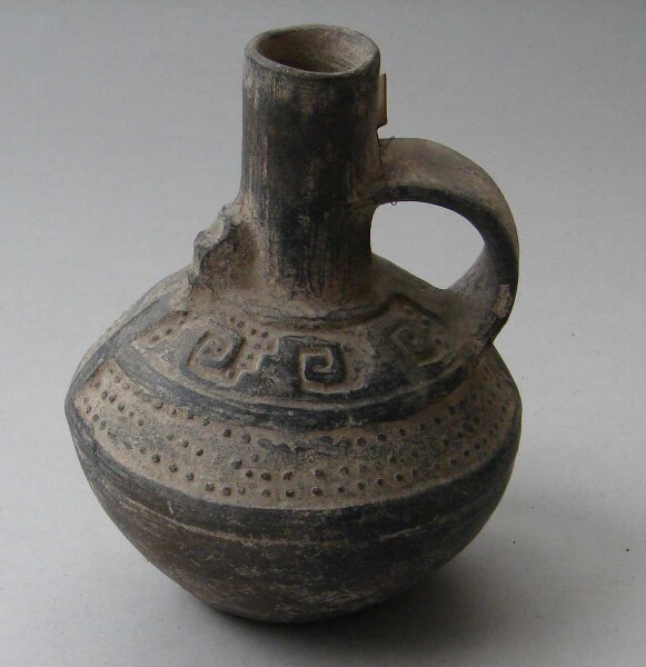 Clay vessel