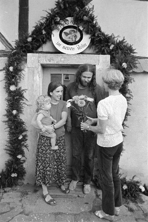 Einzug der Familie Wachter