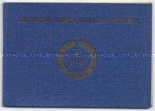 Dienstausweis des Hygieneinstitutes Halle für die Jahre 1969-1972 - Personenkonvolut