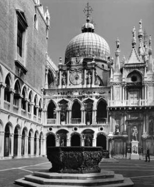 Venedig. Dogenpalast (1309/1442). Nord- und Westfassade