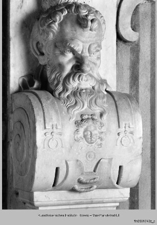 Die Kamindekoration der Sala delle Vedute : Kopf eines Fauns