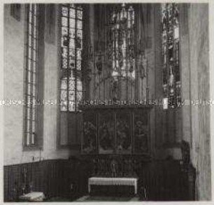 Nördlingen, Kirche St. Salvator, Hochaltar, Schrein