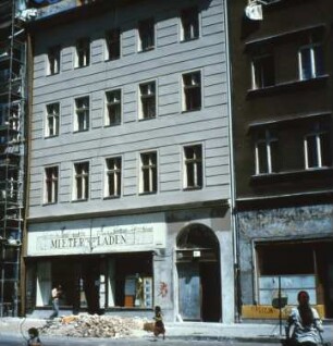 Diapositive: Dresdener Str. 12, 1983