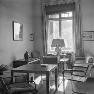 Raum in Karl Theodor Gremmlers Atelierwohnung am Kurfürstendamm