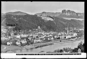 Blick auf Bad Schandau an der Elbe und Schrammsteine