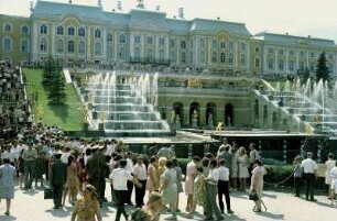 Die Große Kaskade im Schloss Peterhof