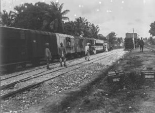 Ugandabahn : Blick auf die Ugandabahn während eines Zwischenstopps in der Nähe von Mombasa
