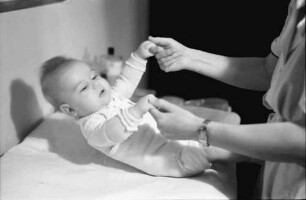 Bukarest: Baby Welkisch mit Frau Welkisch