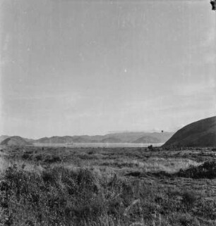 Seeblick : Blick über Felder zum Südufer des Mutandasees