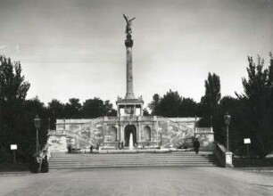 München, Friedensdenkmal : München. Friedensdenkmal mit Engel (Heinrich Dull, Georg Pezold, Max Heilmaier, Stein, Bronze), Prinzregent-Luitpold-Terrasse