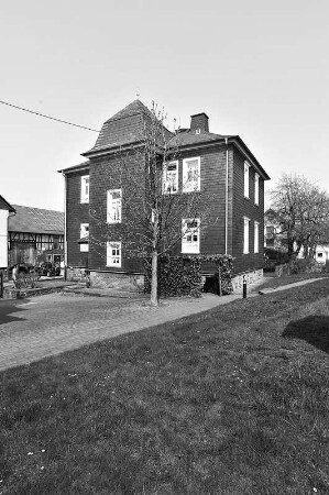 Ehem. Pfarrhaus (Pfarrhaus); Lautertal, Im Höfchen 7