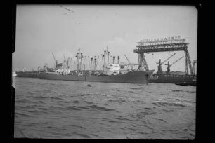 Schwerin (1959), VEB Deutsche Seereederei, VEB Deutfracht, VEB Deutfracht - Seereederei Rostock (DSR), Deutsche Seereederei GmbH, Rostock