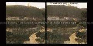 Blick auf Schloss Weilburg und Burgruine Rauheneck, Baden