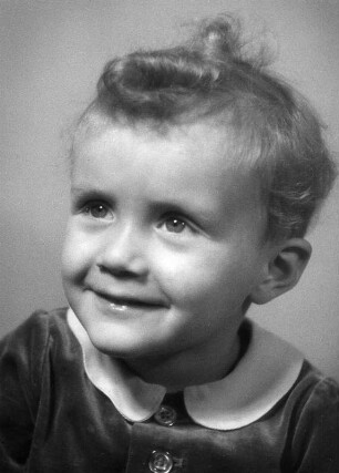 Kinderbilder. Porträt eines kleinen Mädchens