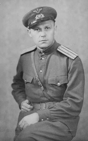 Porträt eines Offiziers der Roten Armee : Porträt eines Offiziers der Roten Armee