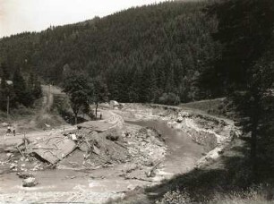 Unwetterkatastrophe im Osterzgebirge am 8./9. Juli 1927. Müglitztal bei Bärenhecke-Johnsbach mit Trümmern der Leglermühle