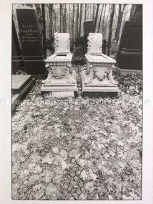 Serie "Jüdischer Friedhof, Berlin, Schönhauser Allee"