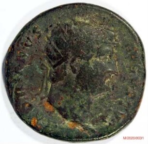 Römische Münze, Nominal Dupondius, Prägeherr Hadrian, Prägeort Rom, Original