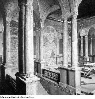 Opernhaus. Elbseitiges Vestibül