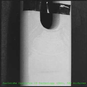 Detail einer Nylon-Gabel der Unterabteilung Experimentieranlagen (EA) der Hauptabteilung Kerntechnische Betriebe (KTB)