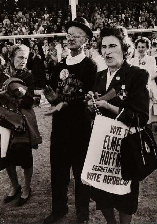 Goldwater-People auf einer County Fair in Illinois