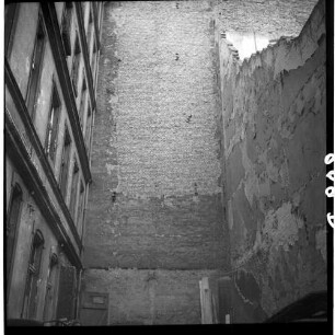 Negativ: Ruine, Rosenheimer Straße 34, 1951