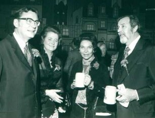 IFF 1972. OB Klaus Schütz + Gattin Heidi, Agnes Fink, Bernhard Wicki