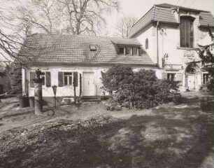 Donadini-Haus : Radebeul, Donadini-Haus, Ansicht der Hauptfassade mit Garten