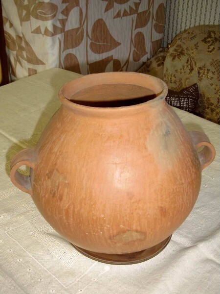 Clay pot