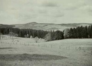 Bärenstein, Ort, Geisingberg und Kahleberg von der Straße Bärenstein - Börnchen gesehen