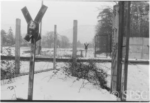Grenzanlage und Bahngleis Drewitz