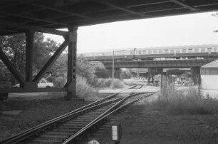 Planungen der Deutschen Bundesbahn zum Abriss der nördlichen Eisenbahnbrücke über die Wolfartsweierer Straße