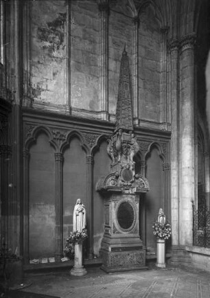Grabmal des Antoine de Noailles, Gouverneur von Bordeaux (gestorben 1562)