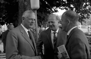 Nobelpreisträgertagung 1960 Mediziner; Maikäferrede: Adolf Butenandt, Werner Heisenberg, R. Mecke