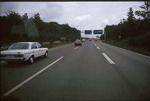 Vor Einfahrt Nebenfahrbahn (aus Richtung Böblingen)