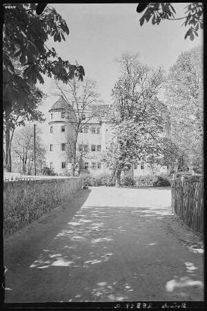 Großkmehlen. Pflegeheim