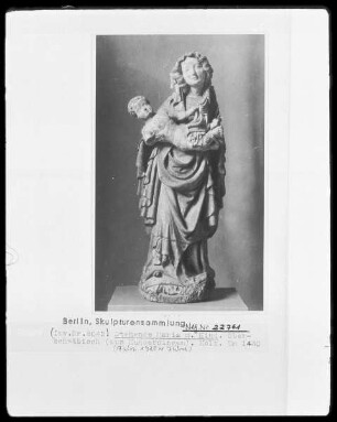 Muttergottes auf der Mondsichel
