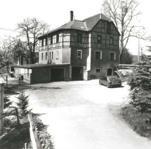Colditz-Hohnbach, Geithainer Straße 105. Teichhaus (um 1900). Hofansicht