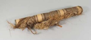 tsierem (laut Finsch), adjok (für Frauen) (laut Krämer)