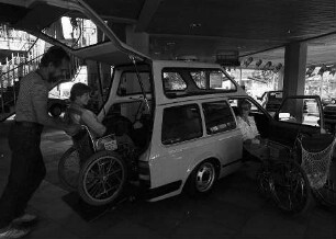 Freiburg im Breisgau: Behindertengerechtes Auto im Autohaus Breisgau
