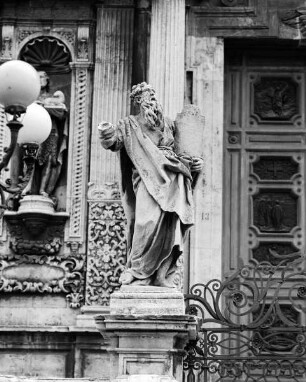 Zehnteiliger alttestamentarischer Skulpturenzyklus — Moses