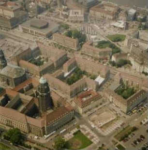 Bebauung zwischen Dr.-Külz-Ring, Altmarkt, Schloßstraße, Elbe und St. Petersburger Straße
