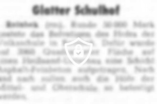 Glatter Schulhof